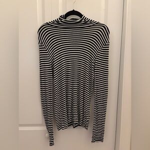 GAP Monochrome Striped Turtleneck